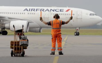 Agent de piste d'aéroport